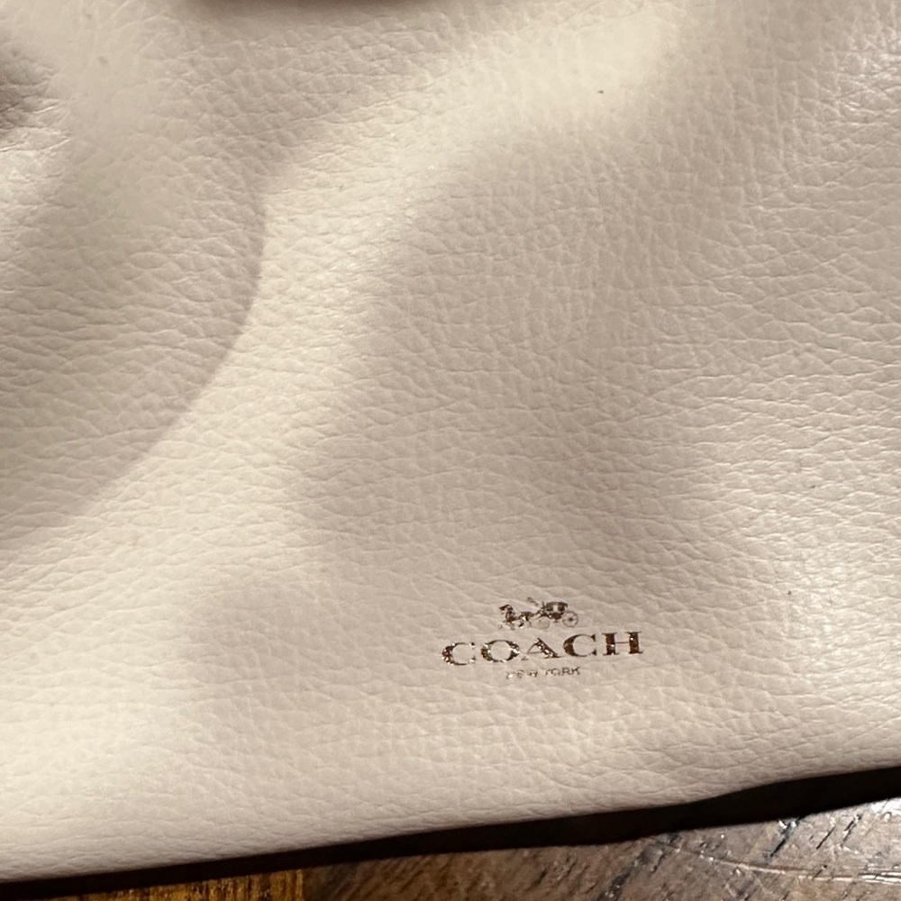 Coach Cream Leather Tote Bag - Picture 2 of 6